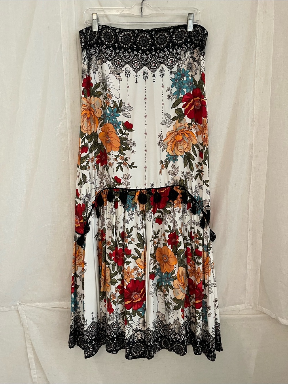 FARM Rio White High-Low Maxi Skirt with Red, Orange & Teal Floral Print
